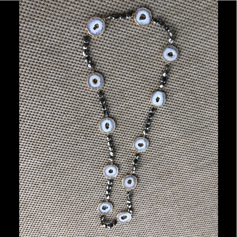 Agate druzy beaded necklace 18” - NEW